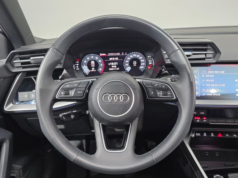2023 Audi A3 40 TFSI Premium photo 13