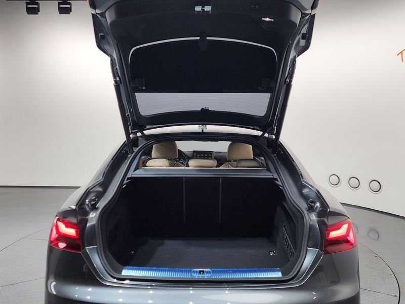 2023 Audi A5 40 TFSI Quattro Premium Sportback photo 18