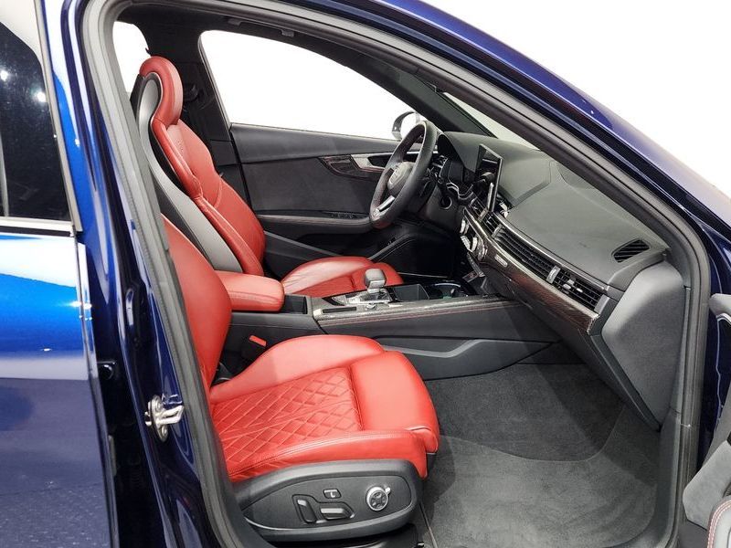 2023 Audi S4 3.0 TFSI Quattro photo 11