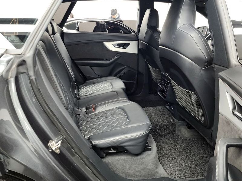 2020 Audi Q8 50 TDI Quattro Premium photo 12