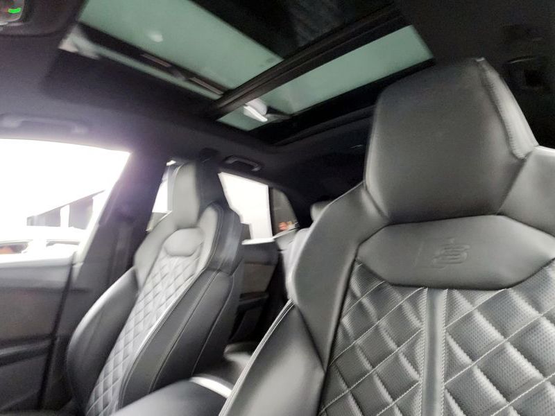 2020 Audi Q8 50 TDI Quattro Premium photo 19