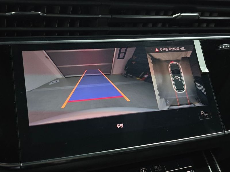 2021 Audi Q7 45 TDI Quattro Premium photo 15