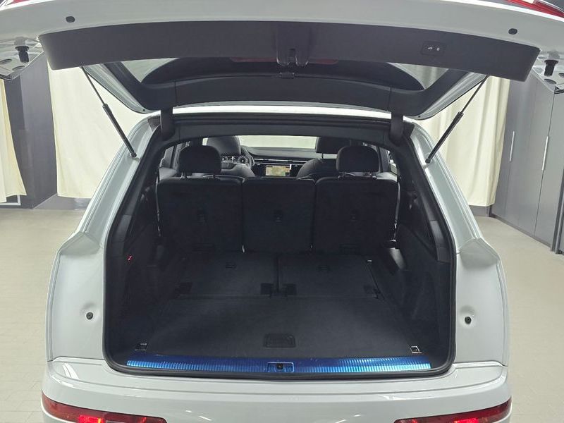 2021 Audi Q7 45 TDI Quattro Premium photo 20