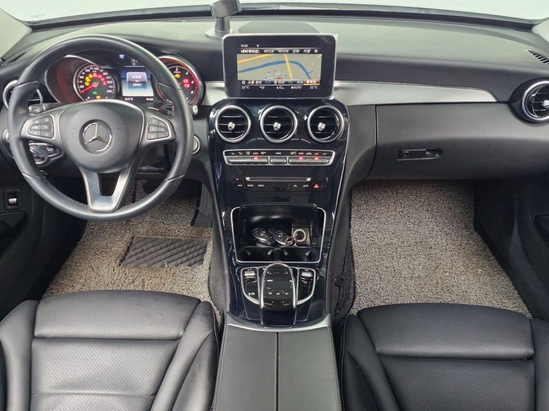 2018 Mercedes-Benz C-Class C220 d Avantgarde photo 7