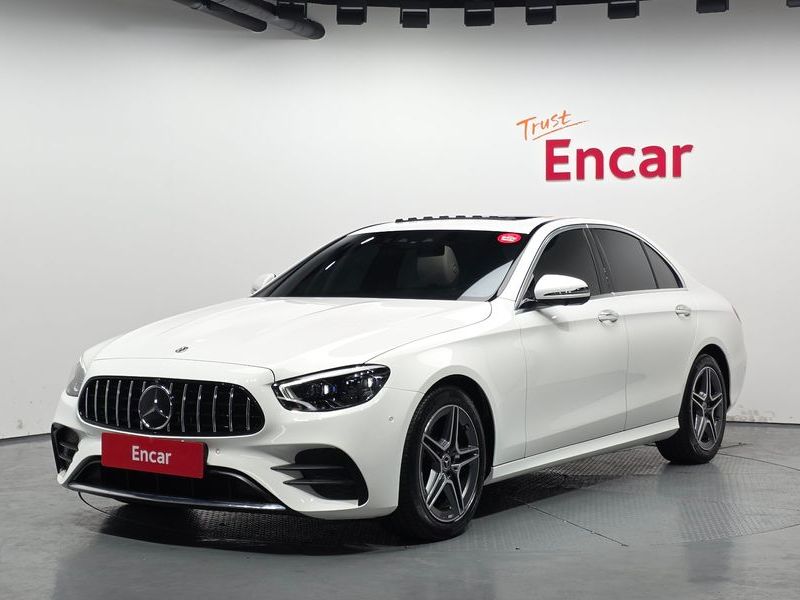 2023 Mercedes-Benz E-Class E250 AMG Line photo 1