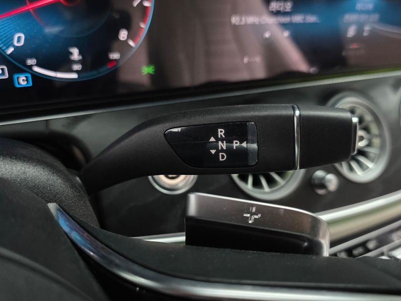 2023 Mercedes-Benz E-Class E250 AMG Line photo 9