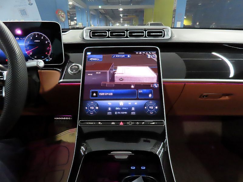 2025 Mercedes-Benz S-Class S500L 4MATIC photo 11