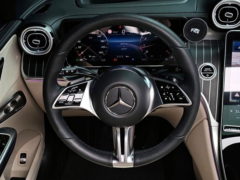 2025 Mercedes-Benz C-Class GLC 300 4MATIC Avantgarde photo 13