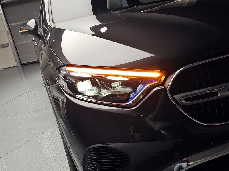 2025 Mercedes-Benz C-Class GLC 300 4MATIC Avantgarde photo 22