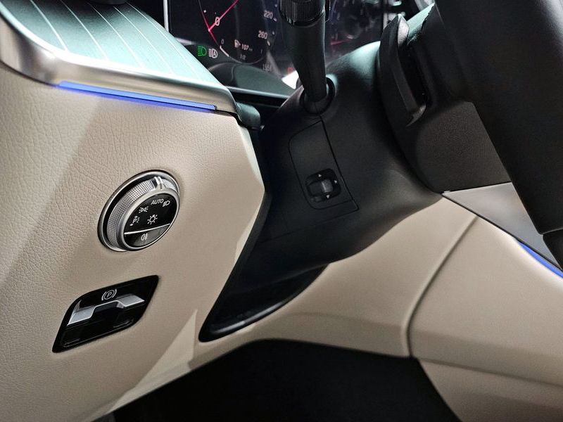 2025 Mercedes-Benz C-Class GLC 300 4MATIC Avantgarde photo 28