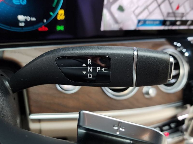 2021 Mercedes-Benz E-Class E300e 4MATIC Exclusive photo 9