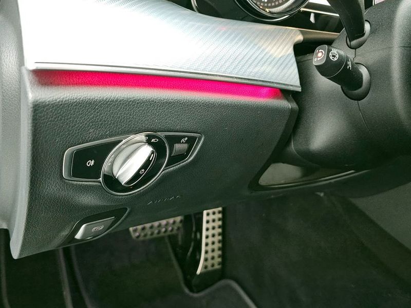 2020 Mercedes-Benz E-Class E250 Avantgarde photo 15