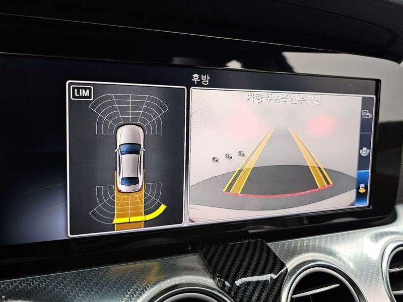 2020 Mercedes-Benz E-Class E250 Avantgarde photo 16