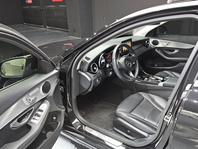 2017 Mercedes-Benz C-Class C220 d Avantgarde photo 10