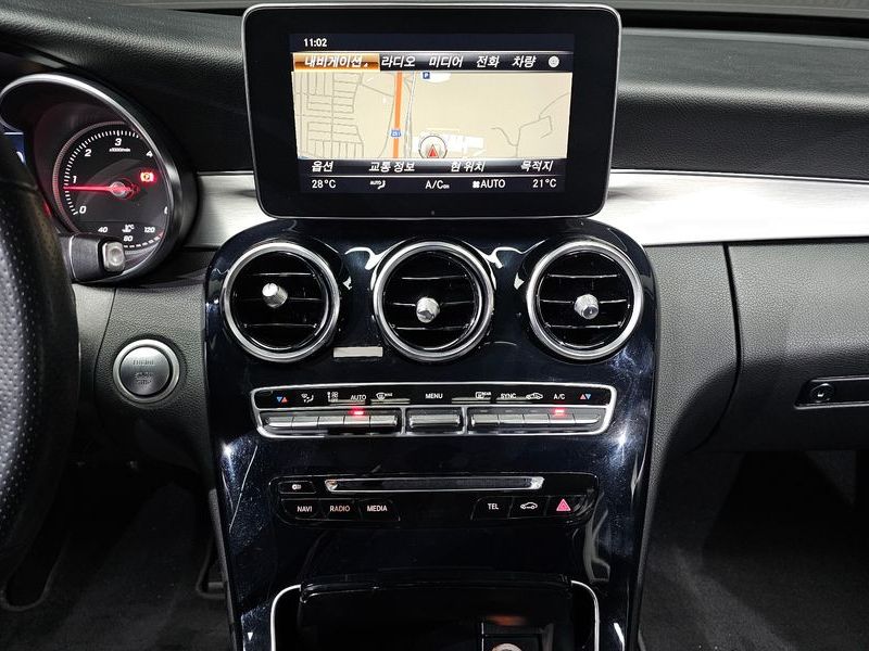 2017 Mercedes-Benz C-Class C220 d Avantgarde photo 17