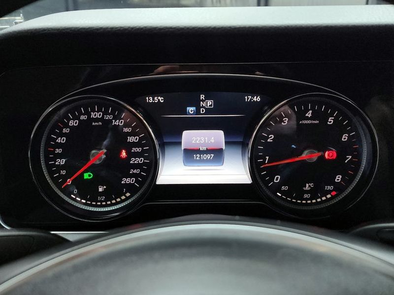 2018 Mercedes-Benz E-Class E200 Avantgarde photo 8