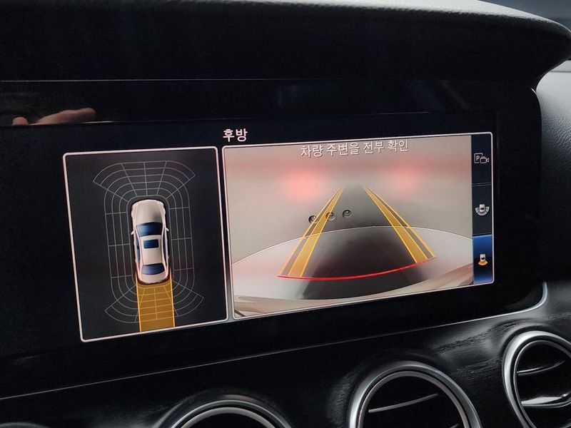 2018 Mercedes-Benz E-Class E200 Avantgarde photo 15