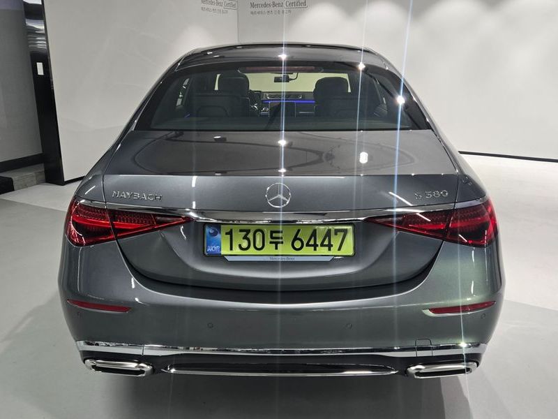 2025 Mercedes-Benz S-Class Maybach S580 4MATIC photo 7