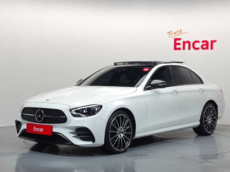 2023 Mercedes-Benz E-Class E350 4MATIC AMG Line photo 1