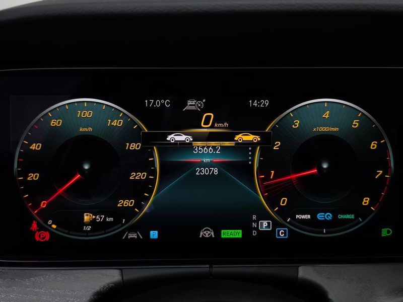 2023 Mercedes-Benz E-Class E350 4MATIC AMG Line photo 8