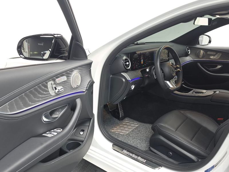 2023 Mercedes-Benz E-Class E350 4MATIC AMG Line photo 10
