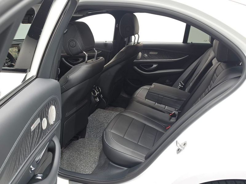 2023 Mercedes-Benz E-Class E350 4MATIC AMG Line photo 12