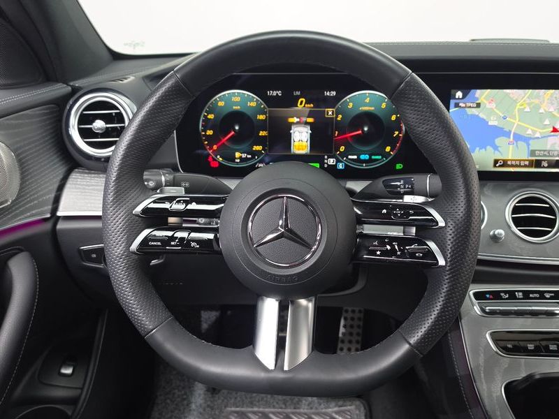 2023 Mercedes-Benz E-Class E350 4MATIC AMG Line photo 14