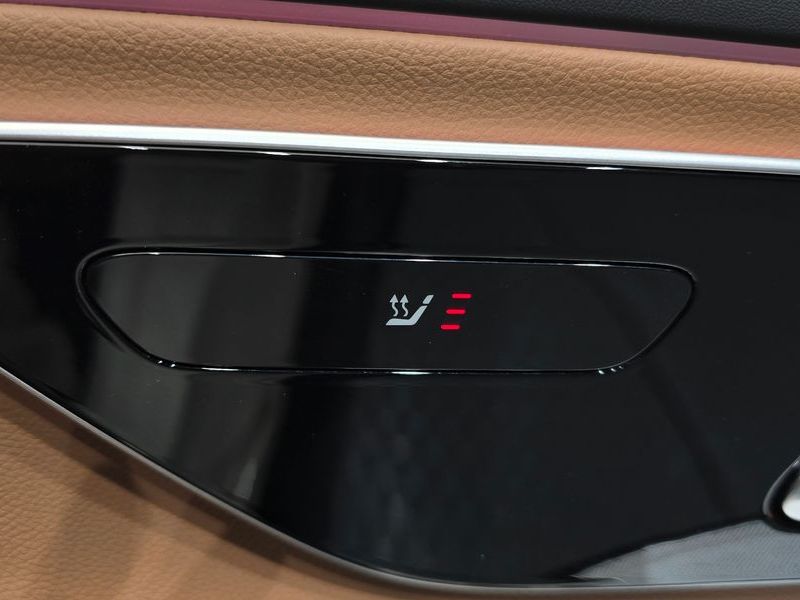 2026 Mercedes-Benz E-Class E200 AMG Line photo 18