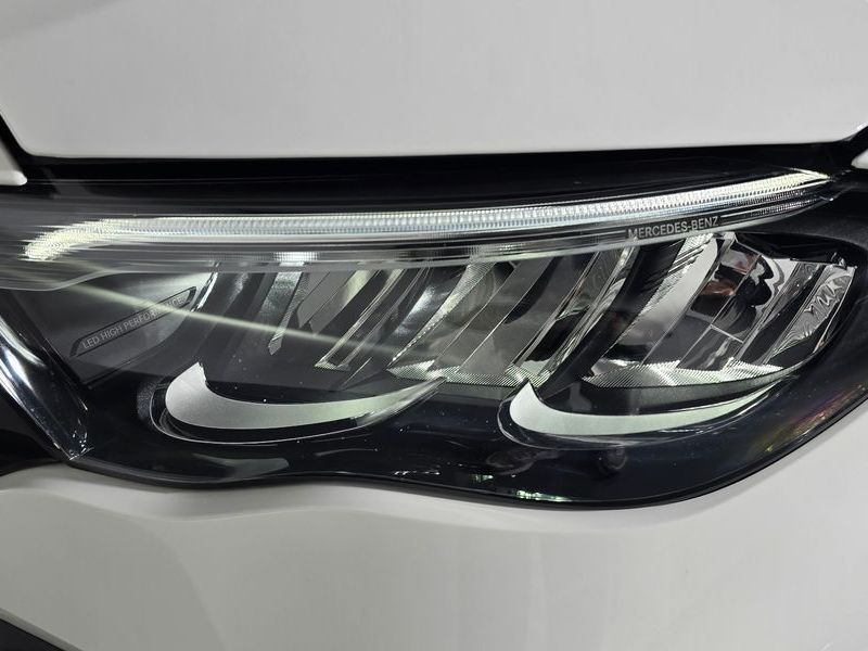 2026 Mercedes-Benz E-Class E200 AMG Line photo 22