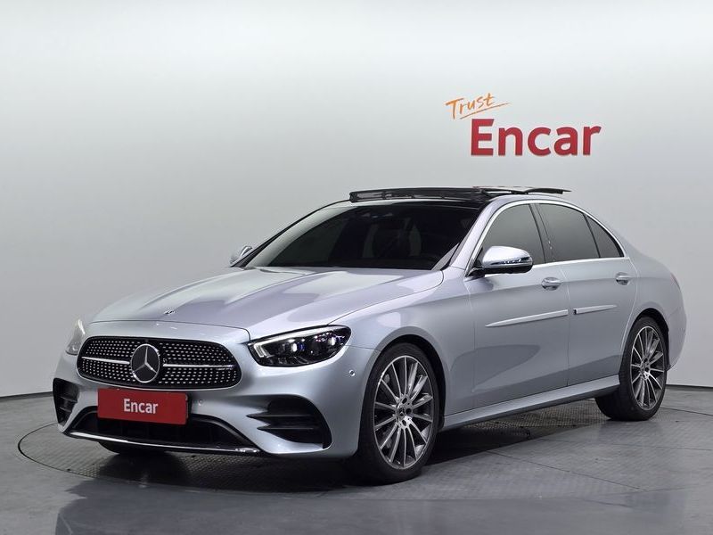 2022 Mercedes-Benz E-Class E350 4MATIC AMG Line photo 1