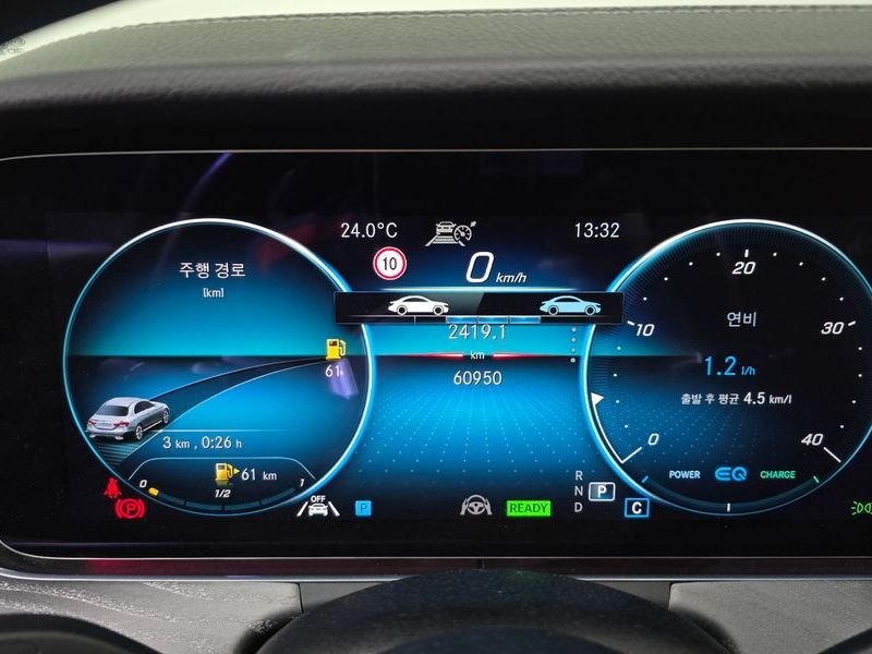 2022 Mercedes-Benz E-Class E350 4MATIC AMG Line photo 8