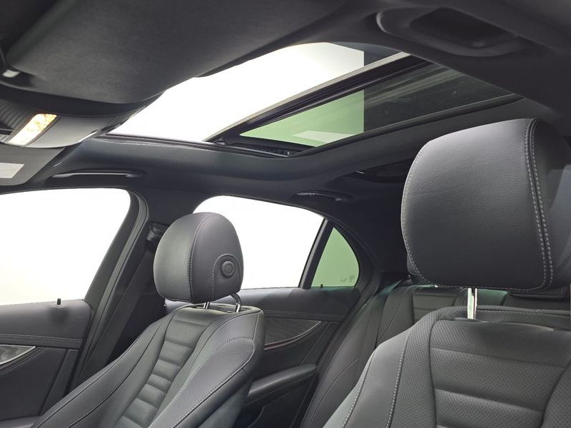 2022 Mercedes-Benz E-Class E350 4MATIC AMG Line photo 16