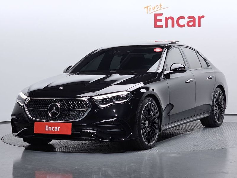 2026 Mercedes-Benz E-Class E450 4MATIC AMG Line photo 1