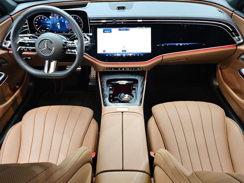 2026 Mercedes-Benz E-Class E450 4MATIC AMG Line photo 7