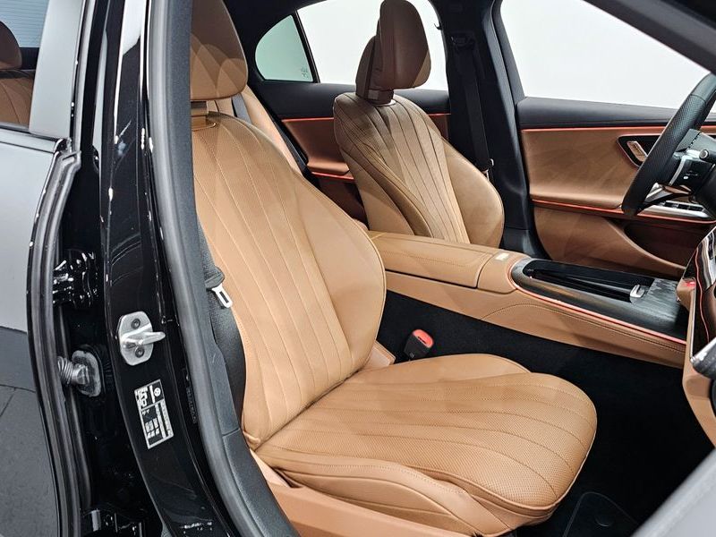 2026 Mercedes-Benz E-Class E450 4MATIC AMG Line photo 10