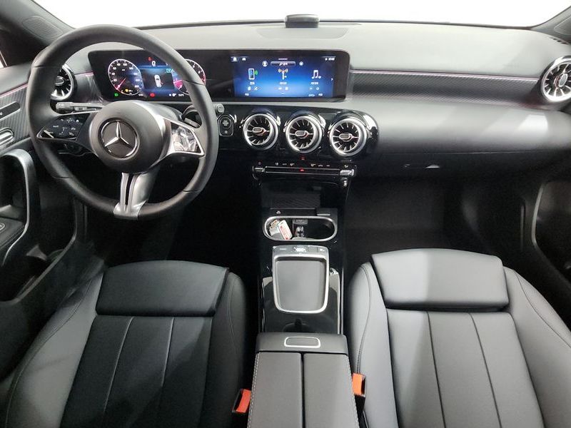2025 Mercedes-Benz A-Class A220 Hatchback photo 7
