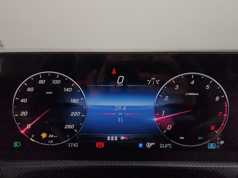 2025 Mercedes-Benz A-Class A220 Hatchback photo 8