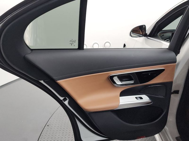 2026 Mercedes-Benz E-Class E200 AMG Line photo 25