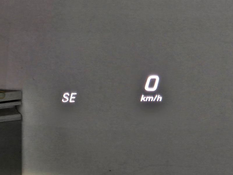 2017 Mercedes-Benz E-Class E220d 4MATIC Avantgarde photo 18