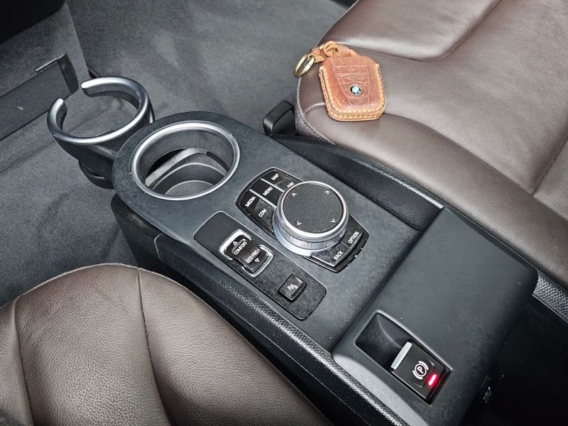 2020 BMW i3 SOL+ photo 17