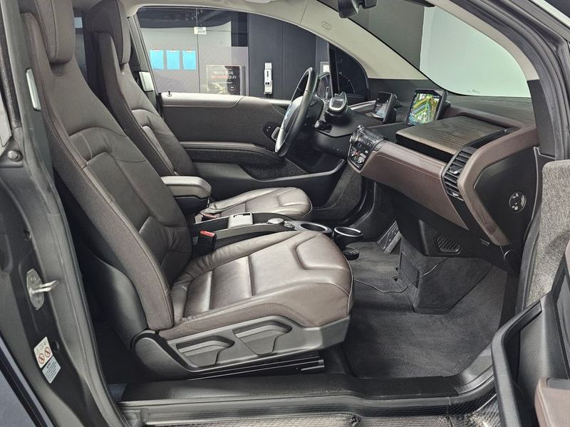 2019 BMW i3 SOL+ photo 11