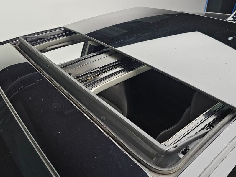 2019 BMW i3 SOL+ photo 19