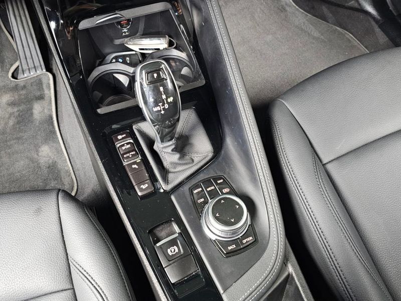 2022 BMW X1 xDrive 20i xLine photo 9