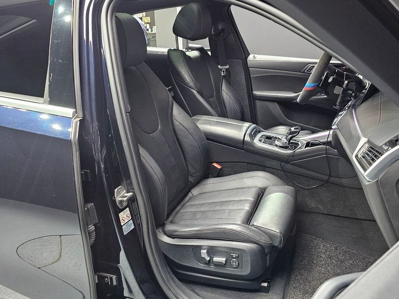2022 BMW X6 xDrive30d M Sport photo 11