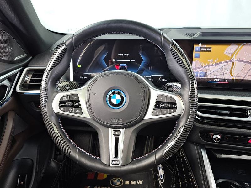 2023 BMW i4 M50 photo 13