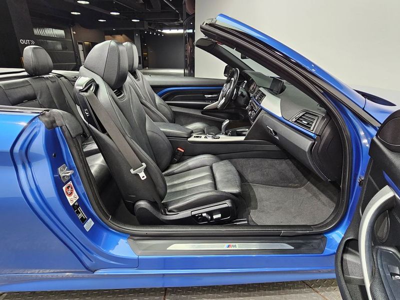 2017 BMW 4 Series 428i M Sport Convertible photo 12