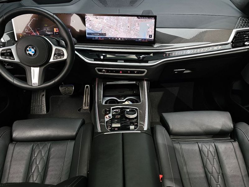 2025 BMW X7 xDrive 40i M Sport 6STR photo 7