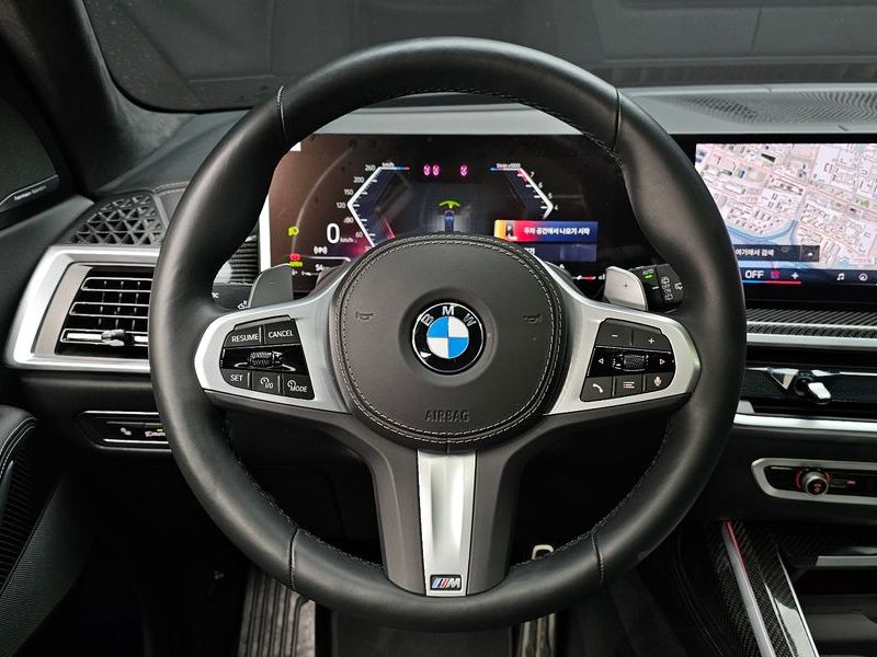 2025 BMW X7 xDrive 40i M Sport 6STR photo 13