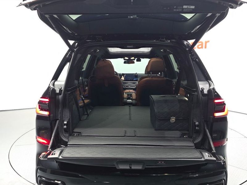2025 BMW X7 xDrive 40i M Sport 6STR photo 20