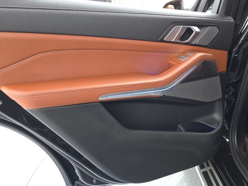 2025 BMW X7 xDrive 40i M Sport 6STR photo 25